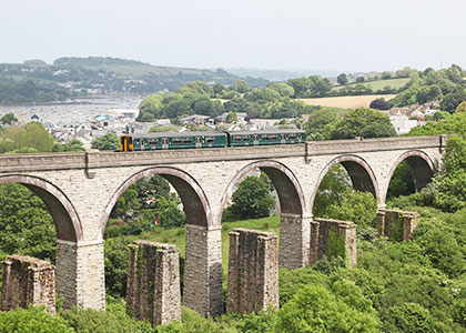 GWR train on the Maritime Line between Truro and Falmouth